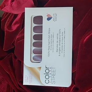 NEW Color Street Russian Around Nail Strips